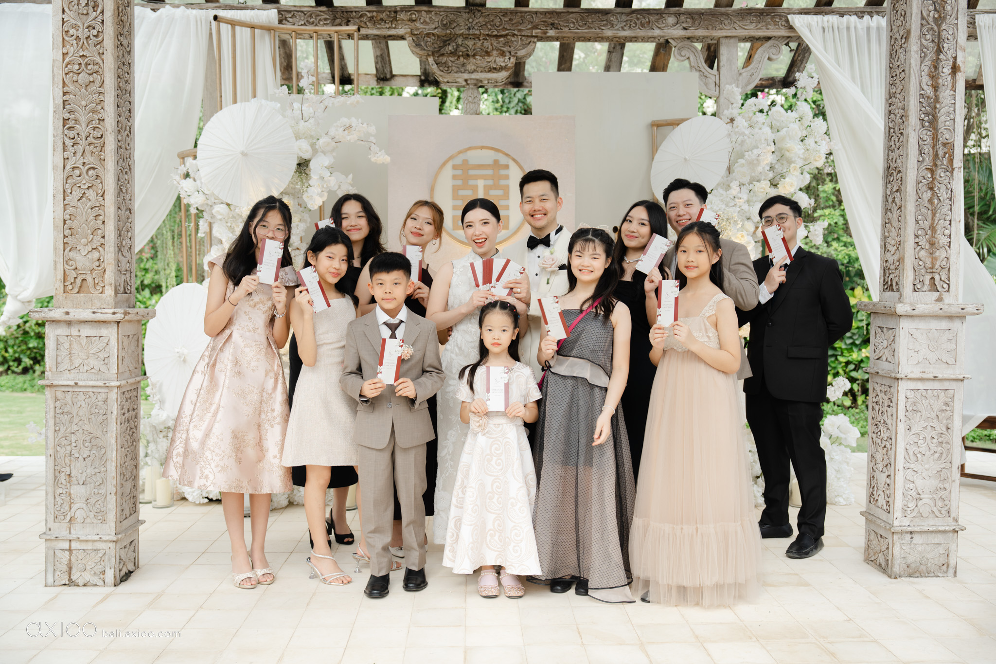 Axioo: A Study in Softness: A Wonderland Uluwatu Wedding in Bali